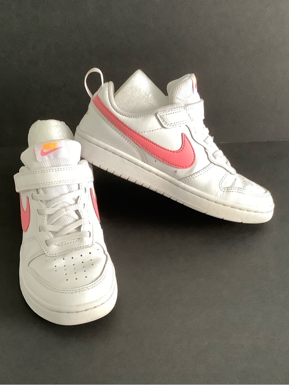 Nike Court Borough Low 2 White/ Pink Size: 2.5Y